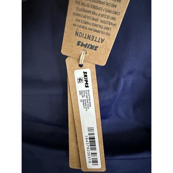 NWT Skims Rare Shaping Sculpting Swim Ruched One-Piece in Midnight Women’s XS - Picture 6 of 6